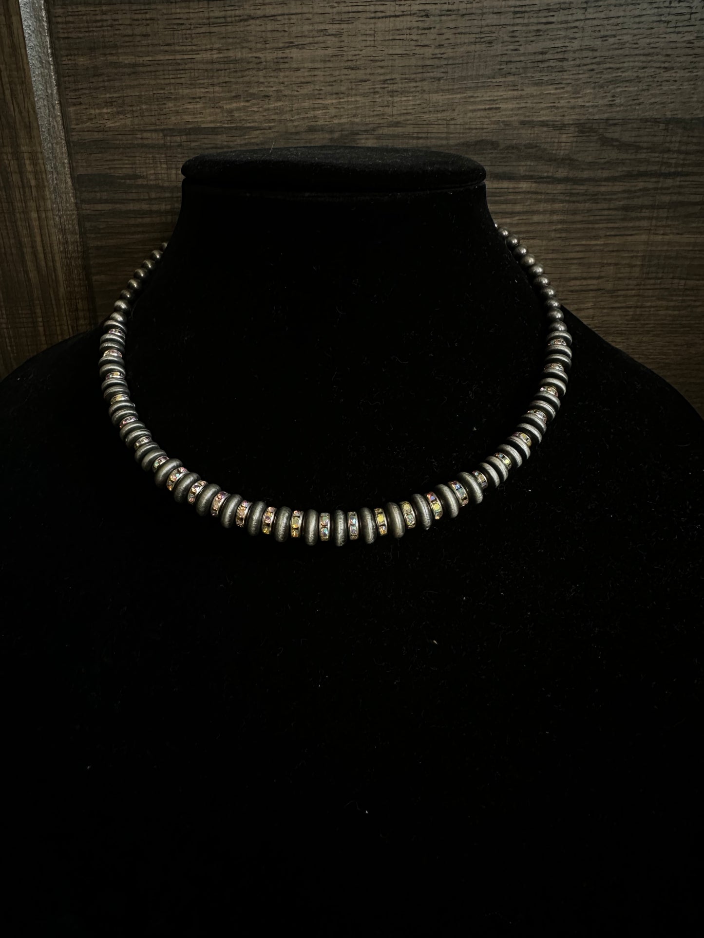 Western bead necklace